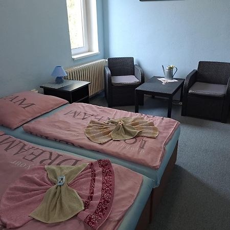 Hotel Kamenny Vrch Chomutov Eksteriør billede
